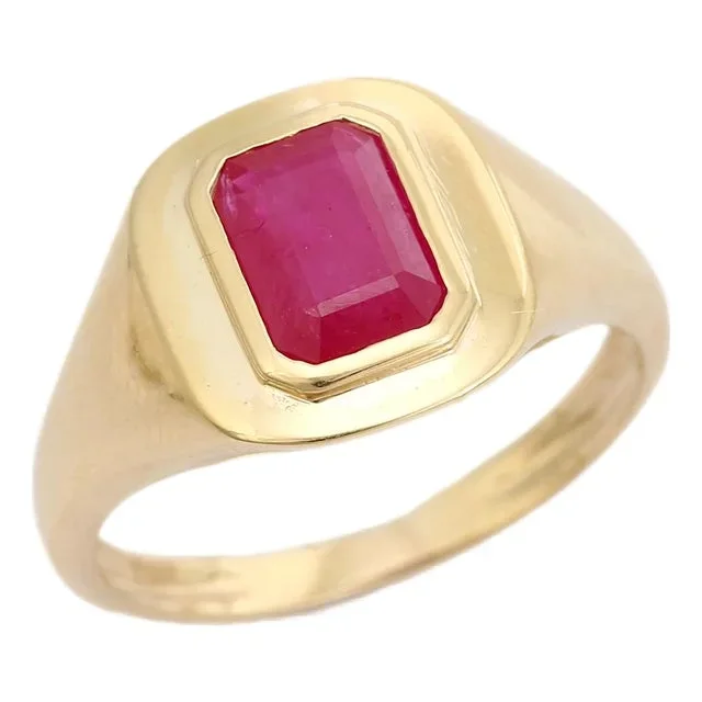 14k Gold Signet Ring With Bezel Set Ruby Gemstone Size 5.5