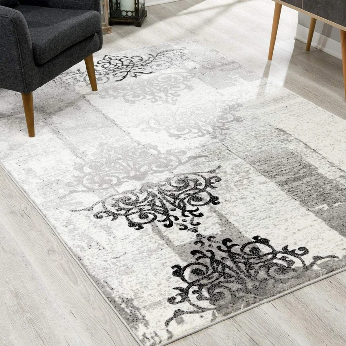 5′ x 8′ Gray Damask Dhurrie Area Rug