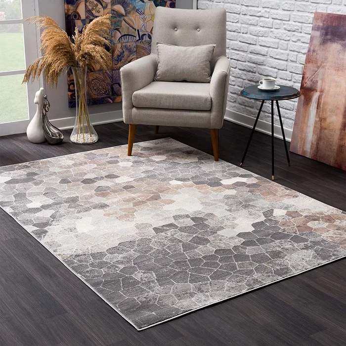 7′ x 10′ Beige Cobblestone Pattern Area Rug