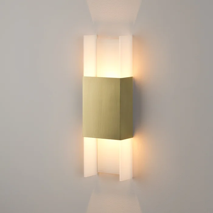 Ansa Wall Light