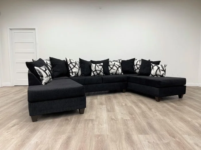 Balyton Black Double Chaise Sectional