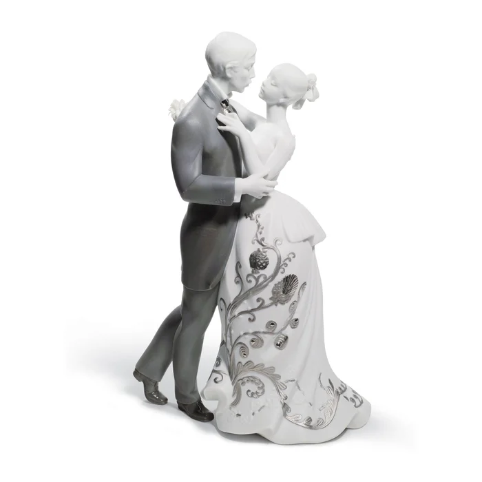 Lladro Lovers’ Waltz Couple Figurine Silver Lustre