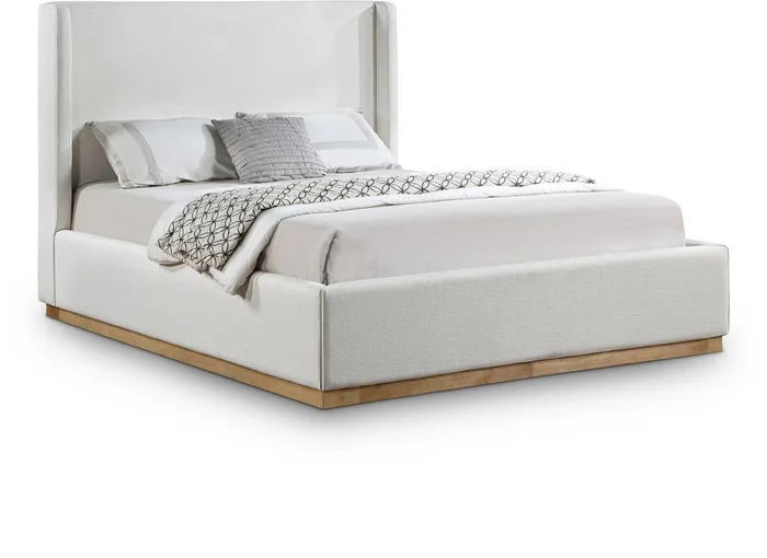 Meridian Furniture – Flynn Cream Linen Textured Fabric Queen Bed – FlynnCream-Q