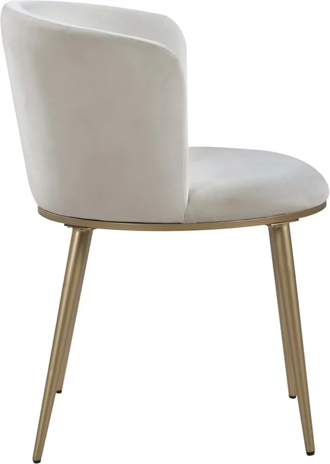 Meridian Furniture – Skylar Cream Velvet Dining Chair (Set of 2) – 965Cream-C