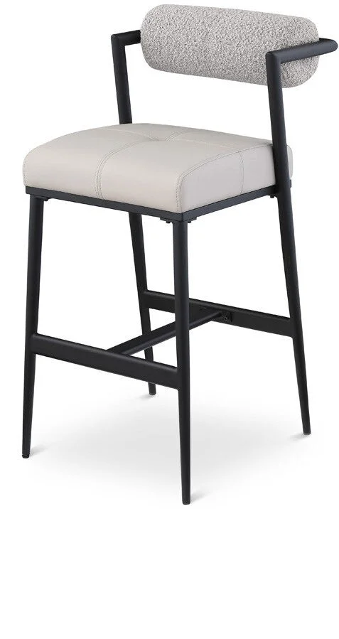 Meridian Furniture – Stryker Taupe Boucle Fabric and Vegan Leather Stool (Set of 2) – 992Taupe-C