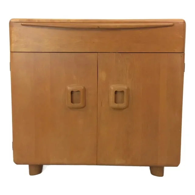 Mid Century Modern Compact Credenza by Heywood Wakefield