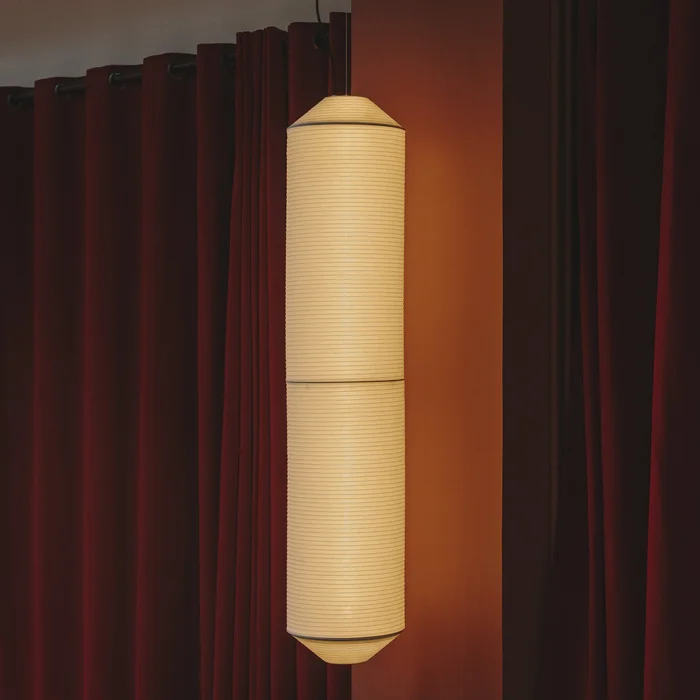 Tekio Vertical Pendant Light