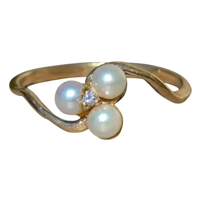 The Ellison: Ladies Vintage Pearl and Diamond Ring in 10K